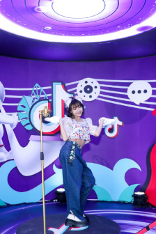 5G影院5G多人运动网站